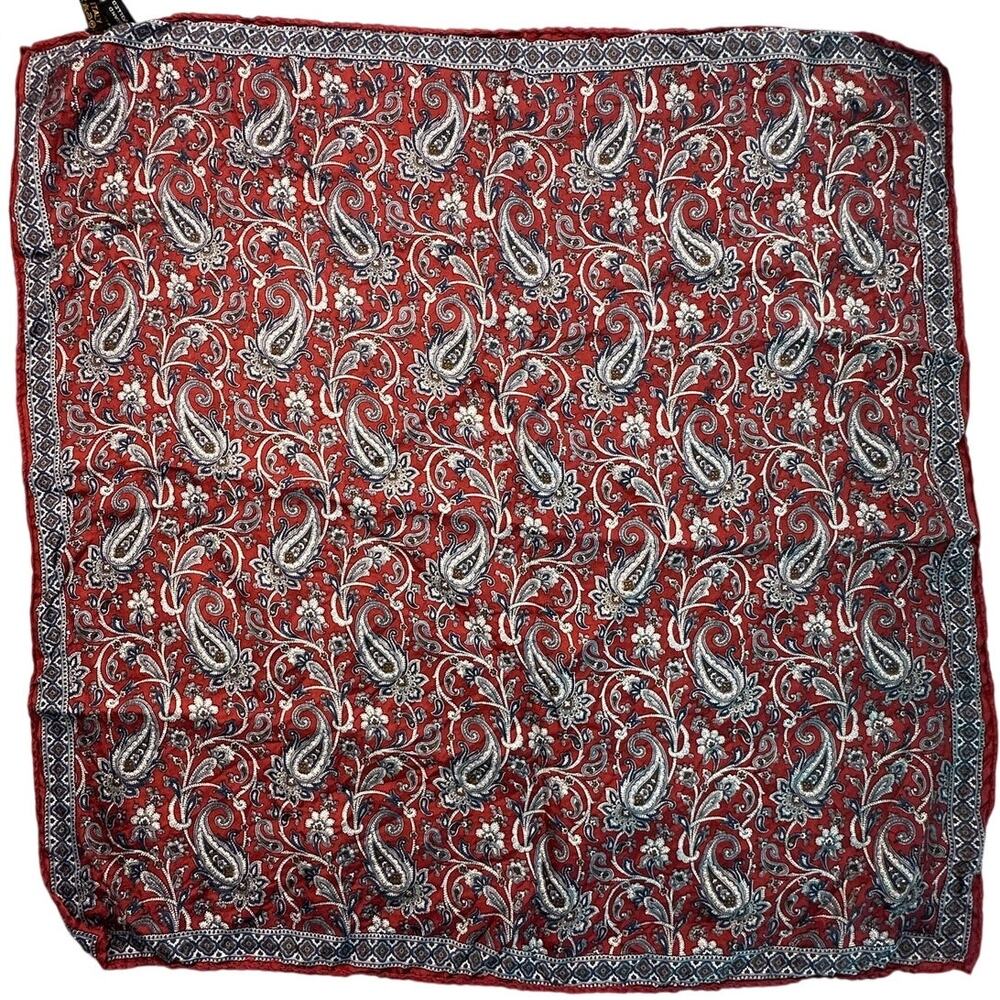 Sorica by Serica Pocket Square 100% Silk Paisley Hand Rolled Italian Luxury